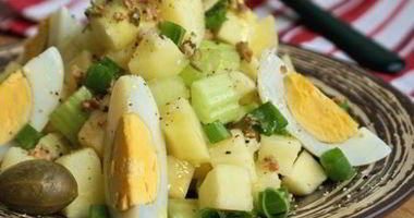 Рецепт Салата картофельного с яблоками
