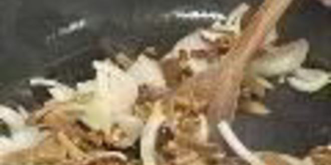 Рецепт теплого картофельного салата с грибами