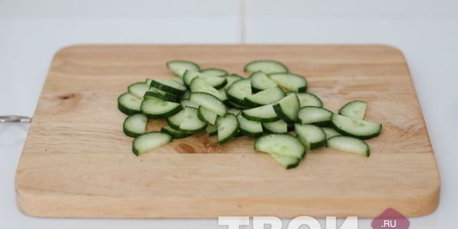 Рецепт легкого салата с креветками