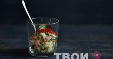 Рецепт Оливье с семгой и красной икрой