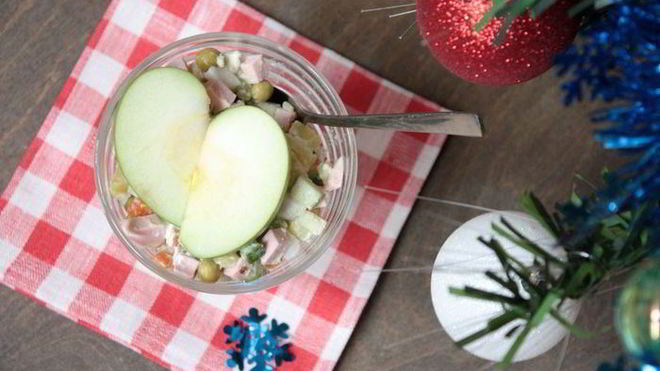 Рецепт оливье с зеленым яблоком