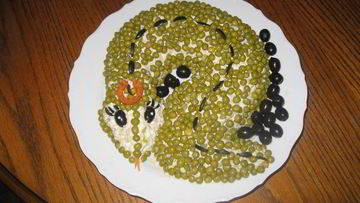 Рецепт Оливье змейка