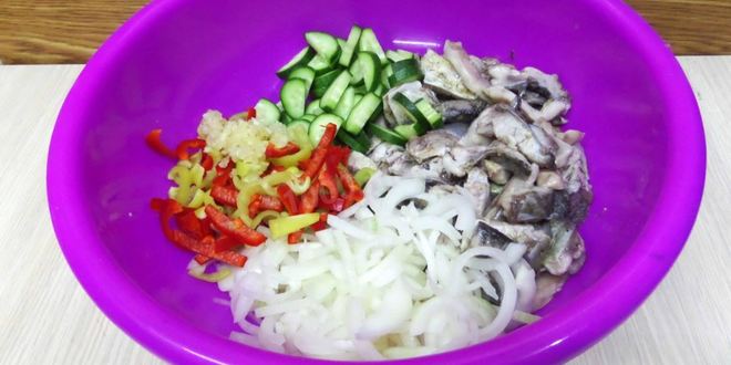 Рецепт острого салата из рыбы по-корейски