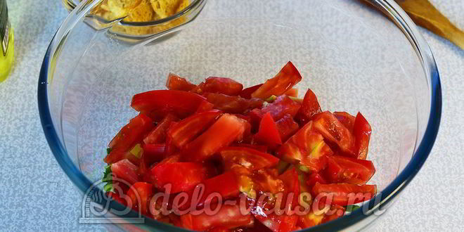 Рецепт овощного салата с сухариками