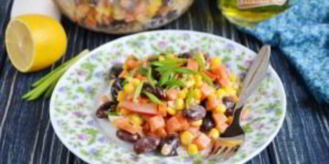 Рецепт постного салата с фасолью и кукурузой