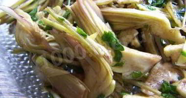 Рецепт Салата из артишоков с яблоками