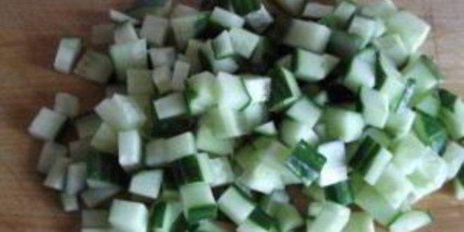 Рецепт салата из черешкового сельдерея