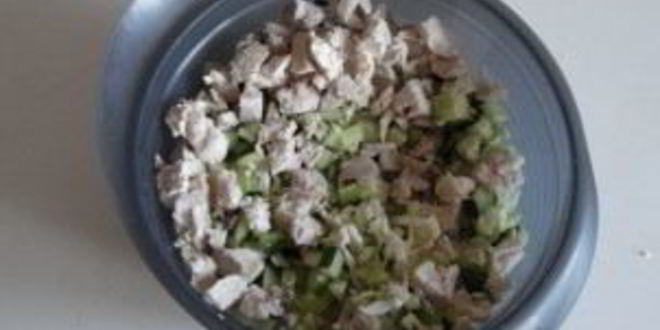 Рецепт салата из черешкового сельдерея