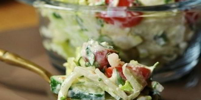 Рецепт Салата из свежих овощей с сырно-горчичной заправкой