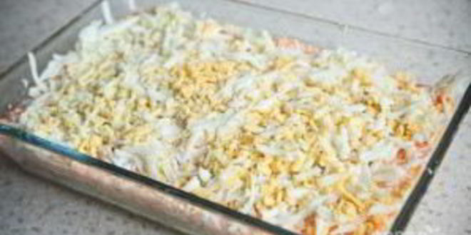 Рецепт мимозы с горбушей