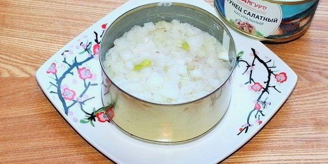 Рецепт салата мимоза с тунцом и йогуртом