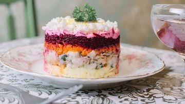 Рецепт Сельди под шубой с яйцом классическая