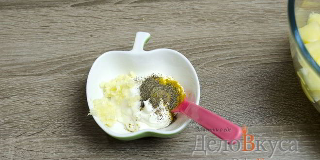 Рецепт салата с ананасами, курицей, сыром и кукурузой