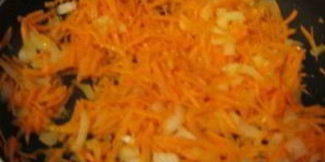 Рецепт салата с колбасой полукопченой