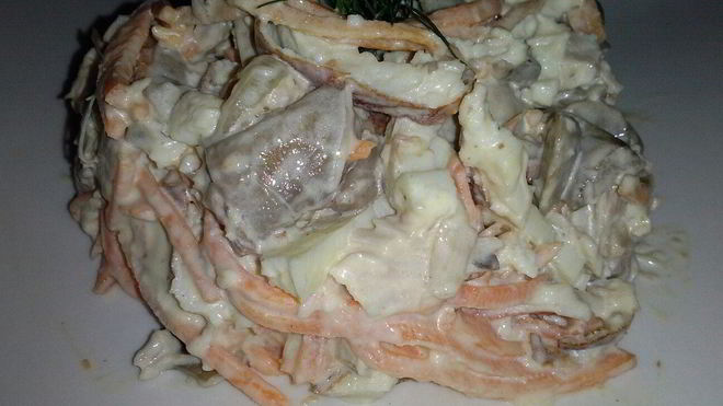 Рецепт салата с курицей, омлетом и корейской морковью