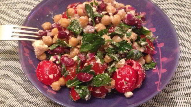 Рецепт салата с нутом и фасолью