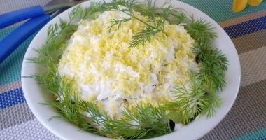 Рецепт Салата с печенью куриной слоеный