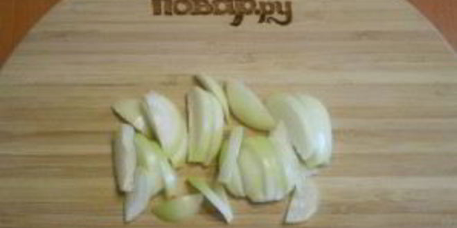 Рецепт салата с печенью куриной слоеный