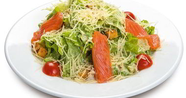 Рецепт Салата Цезарь с красной рыбой