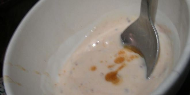 Рецепт салата в яблоках с руколой, грецкими орехами и вяленым мясом