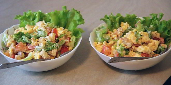 Рецепт Теплого салата Presto с омлетом