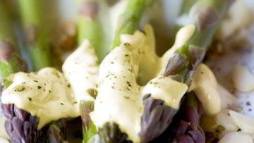 Рецепт Спаржи с винегретом из фундука