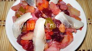 Рецепт Винегрета с сельдью и консервированной фасолью