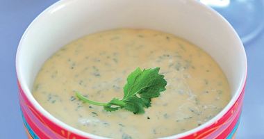 Рецепт Пикантного майонеза с листьями редиса