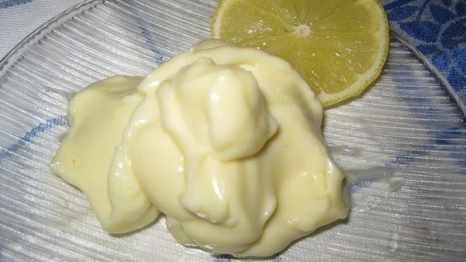 Рецепт Вкусного и полезный домашний майонез с лимоном