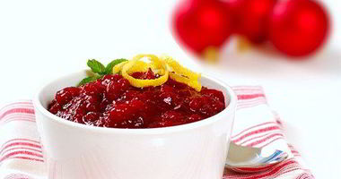 Рецепт Клюквенно-мандаринового соус с имбирем и изюмом