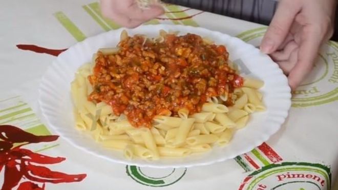 Рецепт соуса болоньезе с фаршем