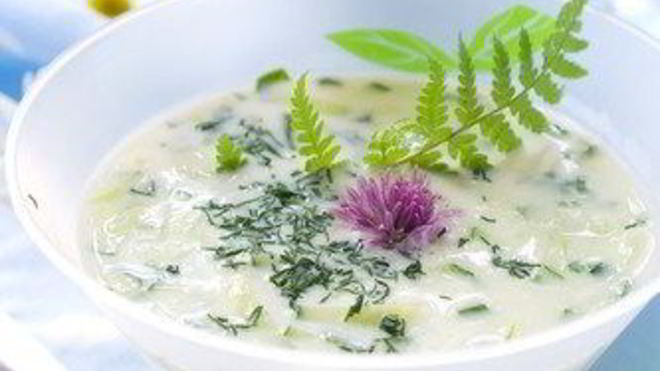 Рецепт соуса из огурцов с зеленью и чесноком дзадзики