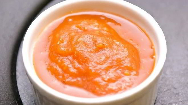 Рецепт соуса из помидор и хлопьев чили