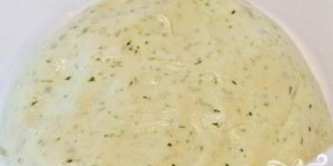 Рецепт булочек с соусом песто