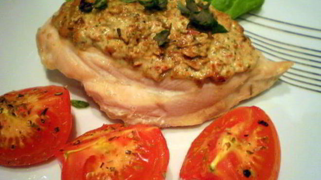 Рецепт куриного филе с соусом песто