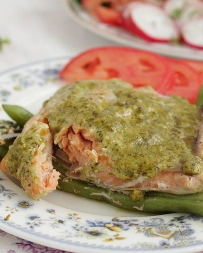 Рецепт лосося с соусом песто
