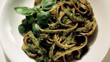Рецепт Пасты с соусом песто из рукколы и грецких орехов