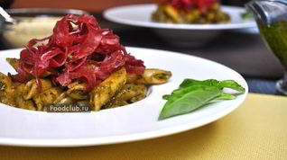 Рецепт Пенне с соусом песто и брезаолой