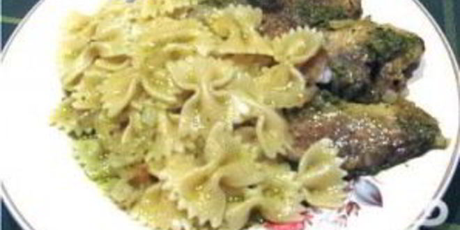 Рецепт рыбы под соусом песто в горшочках