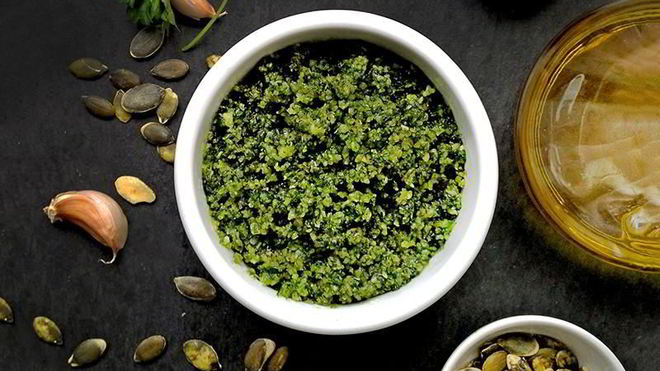 Рецепт соуса песто с тыквенными семечками