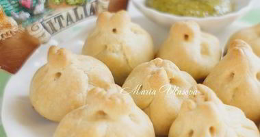 Рецепт Закусочных кнопок с соусом песто и моцареллой