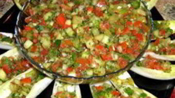 Рецепт Острой сальсы с огурцами и сладким перцем