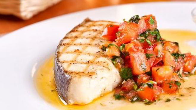 Рецепт палтуса с соусом сальса