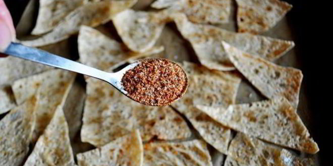 Рецепт персиковой сальсы с чипсами из лаваша