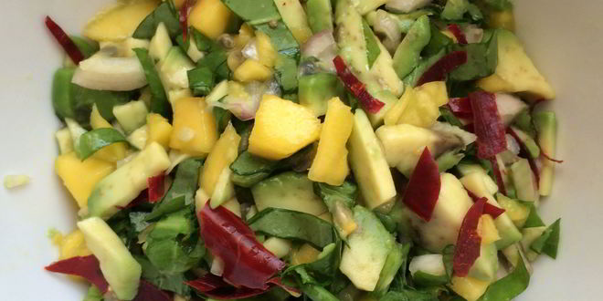 Рецепт Сальсы из манго, авокадо со щавелем с заправкой из маракуйи