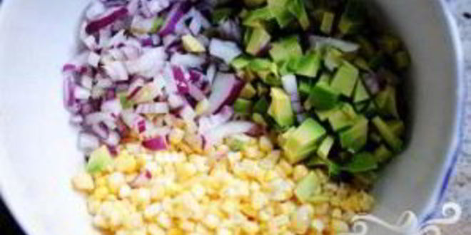 Рецепт сальсы из свежей кукурузы и авокадо