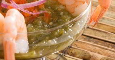 Рецепт Зеленой сальсы из томатилло и авокадо