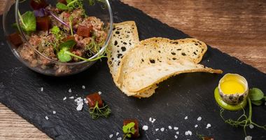 Рецепт Тартара из мраморной говядины с соусом васаби