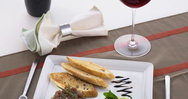 Рецепт Тартара из тунца с авокадо и помидорами черри