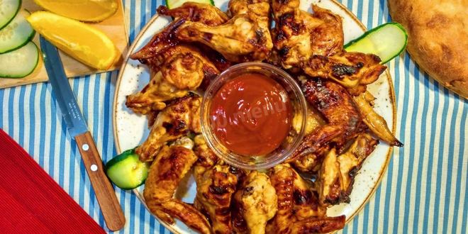 Рецепт Куриных крылышек с медом солодом и Ткемали